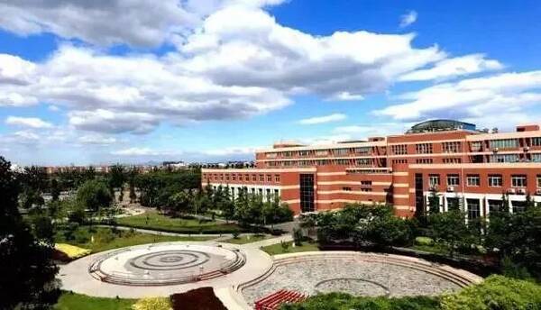 好工作!人大附中经济技术开发区学校招聘了