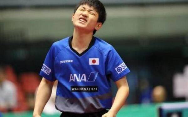 国乒梁靖昆4-0横扫张本智和,全程压制击溃对手