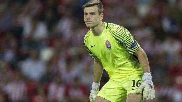 西甲电台丨切尔西求伊瓜因!与梅西合影!皇马新