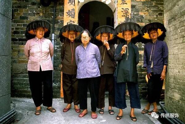 客家蓝衫:汉族服饰的一种现实答案 | 传统的服饰