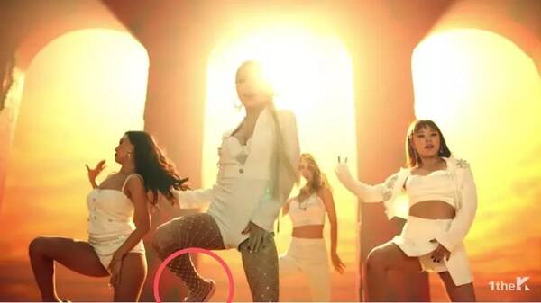 粉丝眼超尖!发现MAMAMOO颂乐不小心在新歌