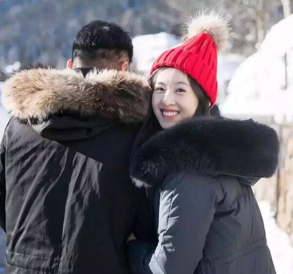 刘强东夫妇嘴上说讨厌,但却注册了奶茶妹妹