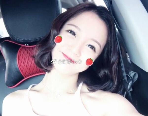 抖音新晋一姐被爆整容吸毒偷东西当小三?!大量