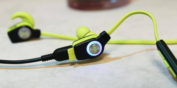 蓝牙耳机音质跟手机有关?年度最具实力派的四