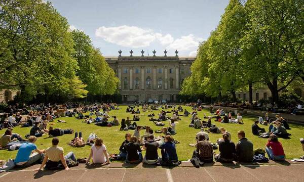 德国票选出最美大学排名,第一名光是图书馆就