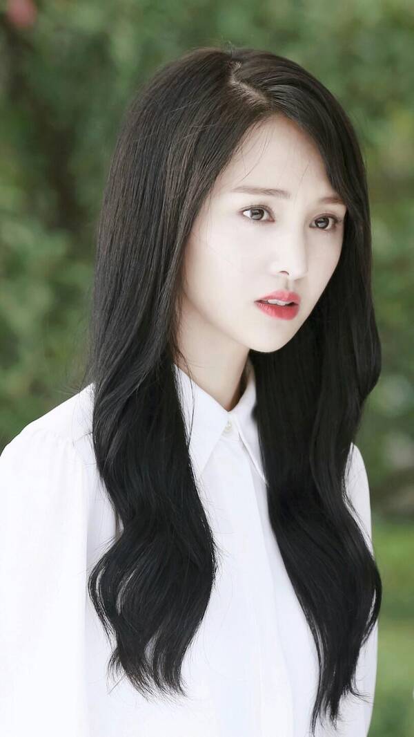 郑爽再次因恋情上热搜,这次大家却心疼起娜扎