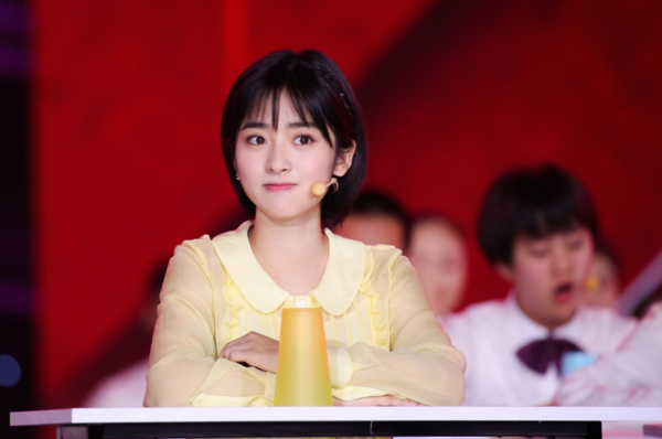 沈月遭修图师嘲讽:修一张图能修别的明星三张