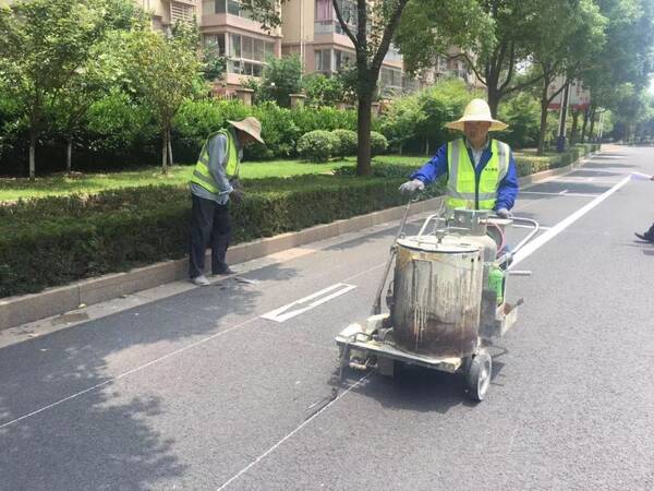 靖江人请注意!你的停车方式又出现重要变化.