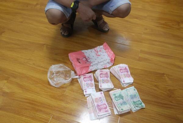 长治市黎城县公安局连续查获两起贩毒案件