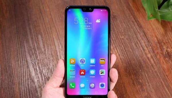 GPU Turbo加持, 华为荣耀9i重新定义千元机!