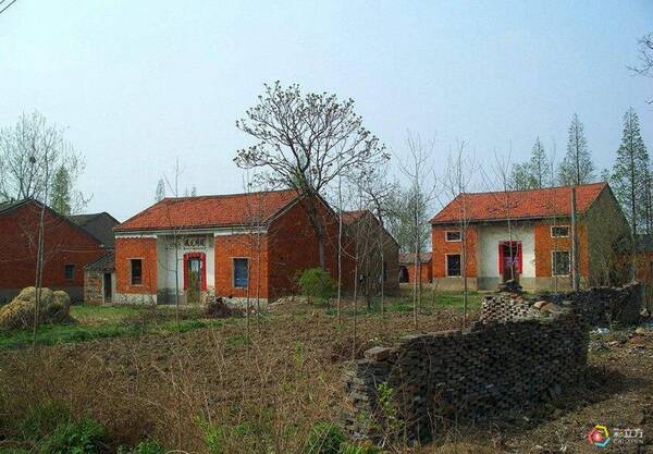 小伙中奖三百万,多年未见的亲戚真让人恶心