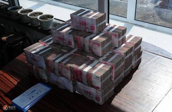 小伙中奖三百万,多年未见的亲戚真让人恶心