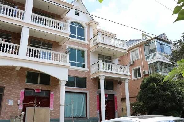 台州又一批豪宅豪车被法院拍卖了!