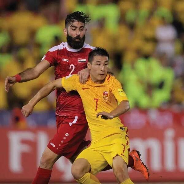 中国男足如何才能打进世界杯呢?网友热议一针