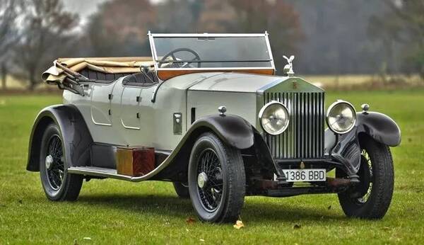 100年前的劳斯莱斯开起来怎么样?试驾劳斯莱