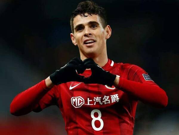 巴西队眼瞎?8分钟2球,连续2场4球,奥斯卡如此