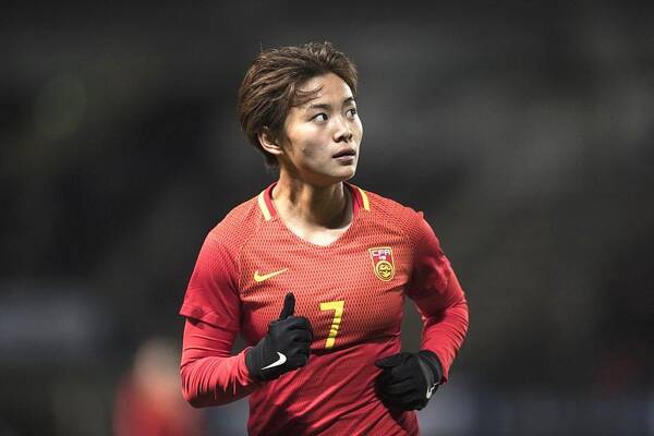 法甲联赛有中国球员了!中国女足梅西加盟法