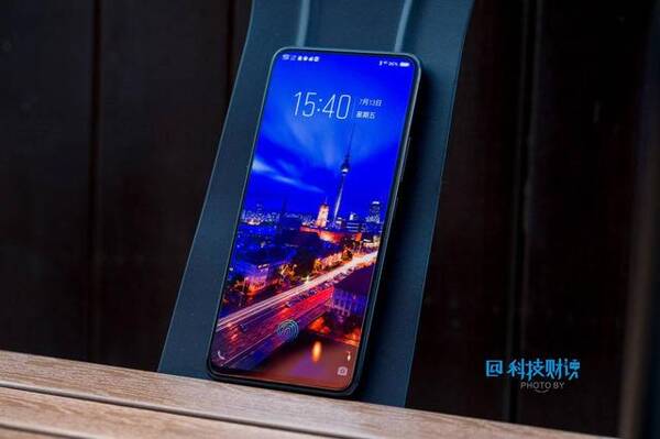 vivo NEX有这3点其他手机没有,卖4千元你认为