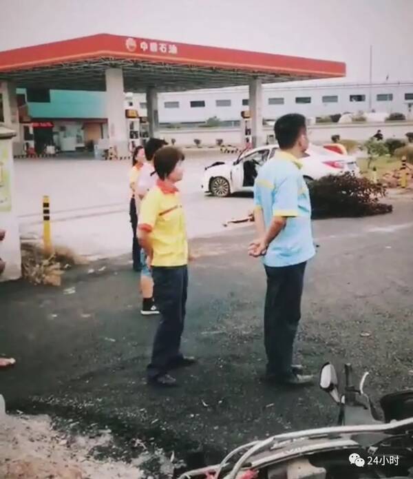 歙县发生一起交通事故,电动车驾驶人当场身亡