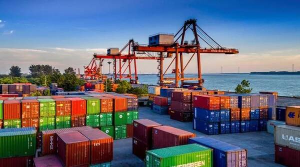 机场、铁路、高速公路.未来3年,荆州的交通将