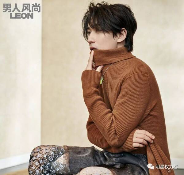 朱一龙杂志封面简约沉稳 陈立农时尚大片个性