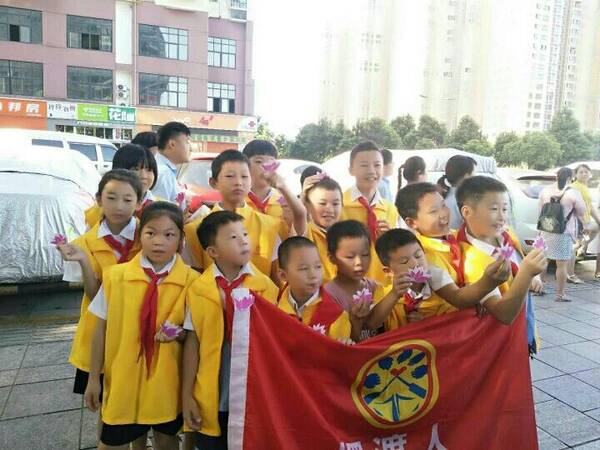 长沙县爱的摆牵手小学v牵手中心义工中南小学开生字表语文年级二下册渡人图片