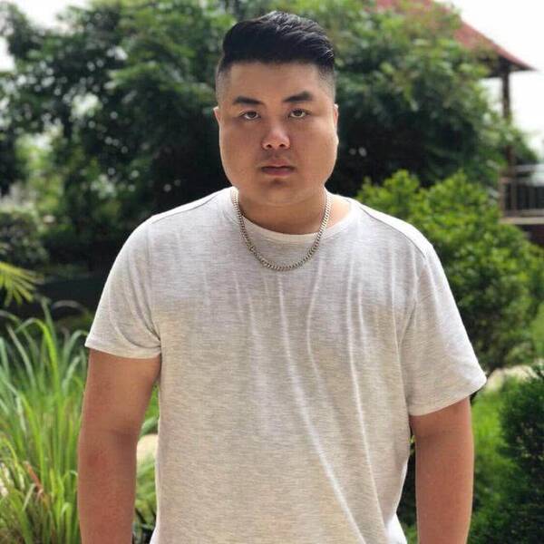 视觉盛宴!虎牙水友线下大赛肥龙与告白的男女