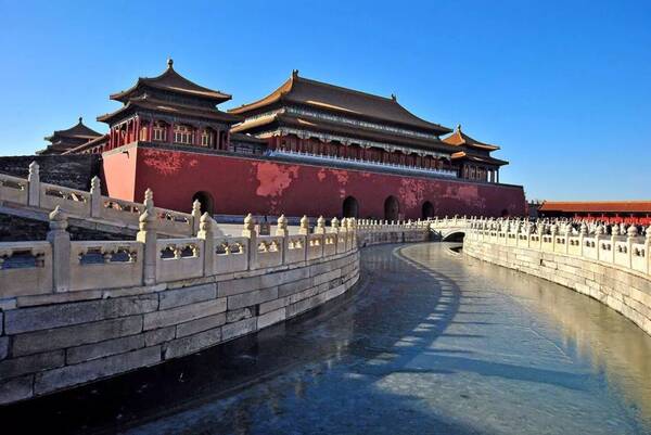 构建人类命运共同体与中华文化的历史使命