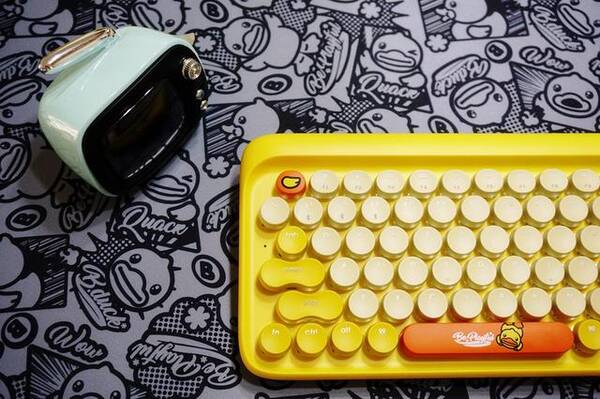 当复古遇上萌趣,原来键盘还可以这么玩,洛斐小