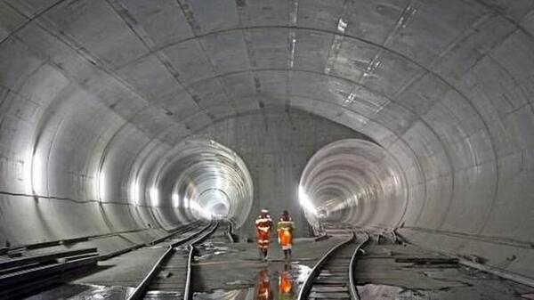 世界最长隧道!比秦岭隧道长29公里,比英吉利海