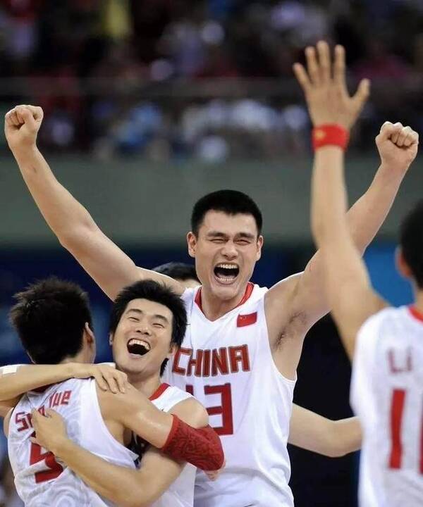 盘点北京奥运会男篮12人近况:4人在打球,5人当