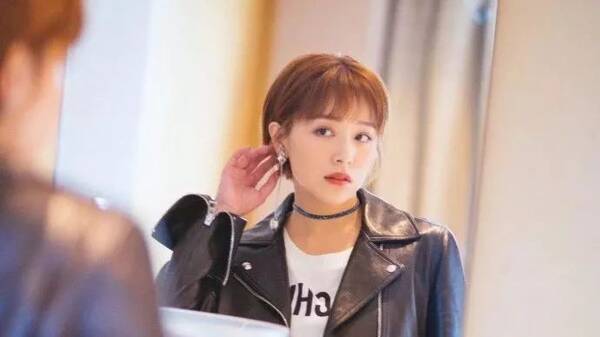 30岁阚清子《星空演讲》:活得漂亮的女人,都有