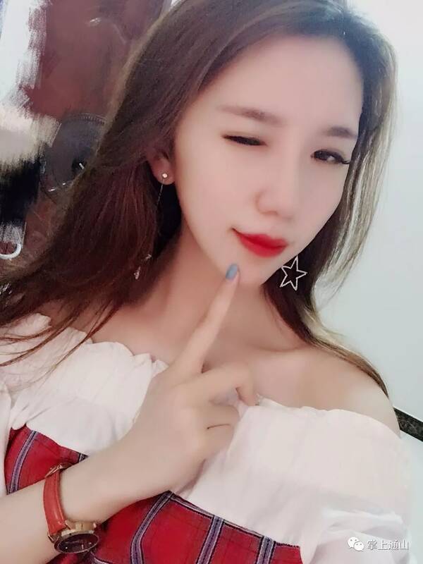 掌上通山抖音封面秀006期:含含,大长腿模特女神你hold