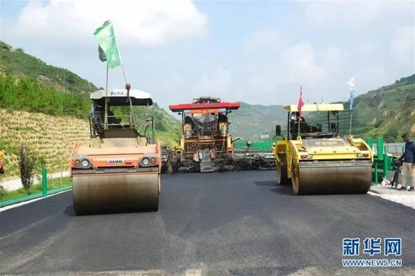 吴起到定边高速公路即将开通,一组航拍图太漂