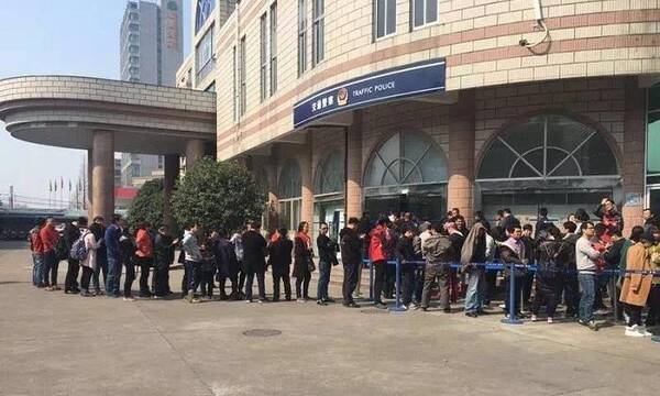 不跑银行不跑交警,啥情况下交通违章用手机就