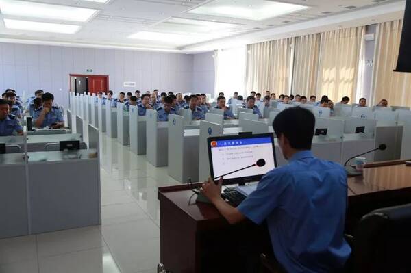 宁城县检察院员额检察官应邀为县公安局干警授