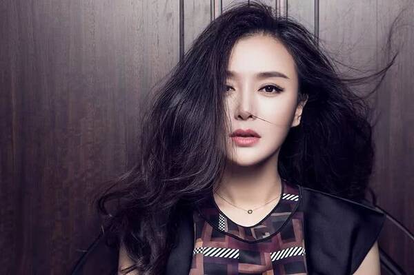 37岁的女人,怎么就不能有点皱纹?