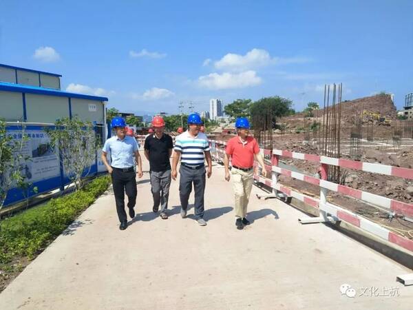 市体育局黄华祥局长调研上杭县体育中心综合体