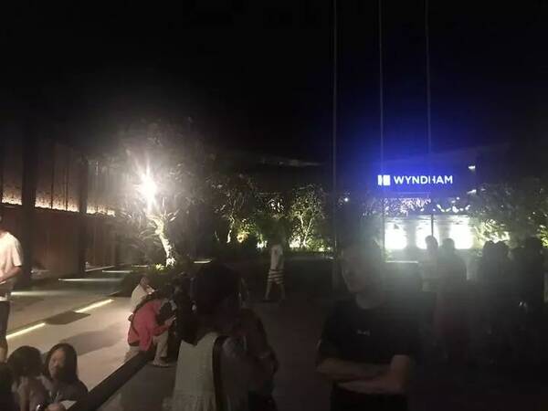 印尼地震救助被困团友,这位杭州小哥值得点赞