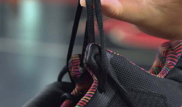 Explosive Bounce实战测评:单调的Adidas产品