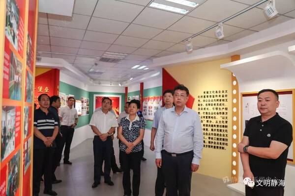 区领导带队赴河南建业集团考察对接项目