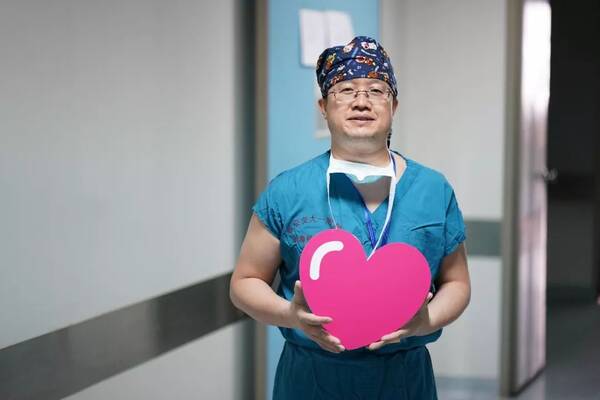 丝芙兰2018慈善行|1000个微笑只是开始,贵州毕