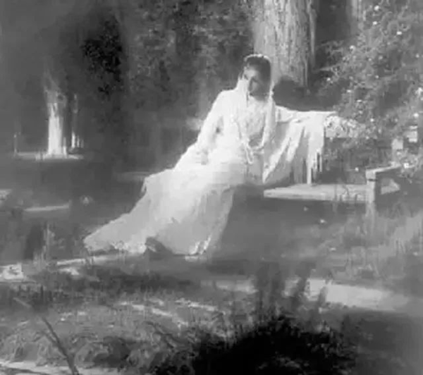 那些意犹未尽的句子:26部文学名著的结束语