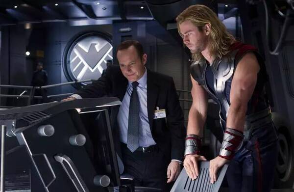 优秀的团队往往是成功的必备条件,看复联如何