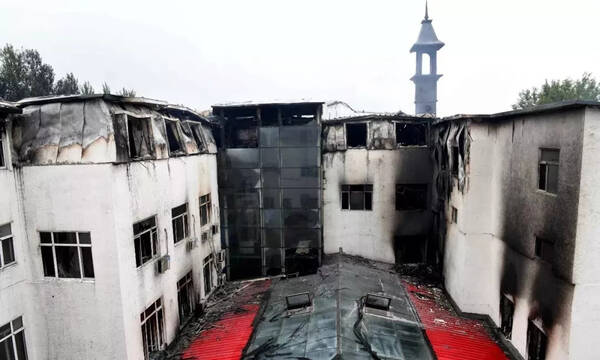 突发!哈尔滨市太阳岛景区一酒店发生火灾 已致