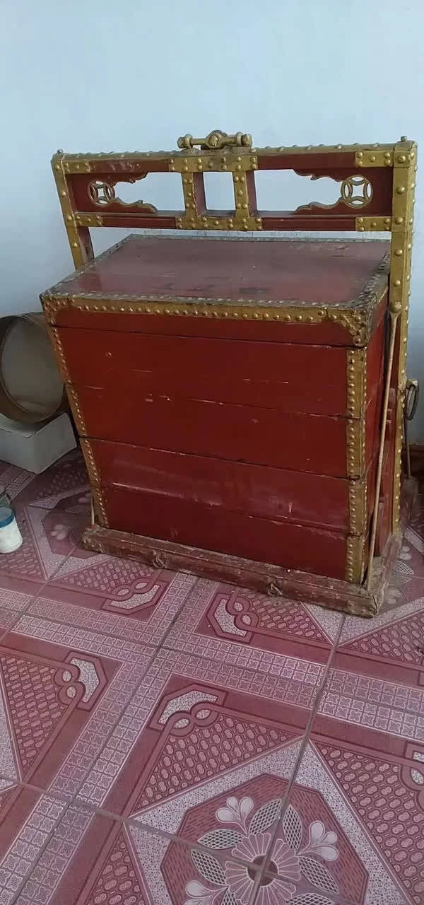 【紧急】稷山人,谁家有这种老式食落?中央电视