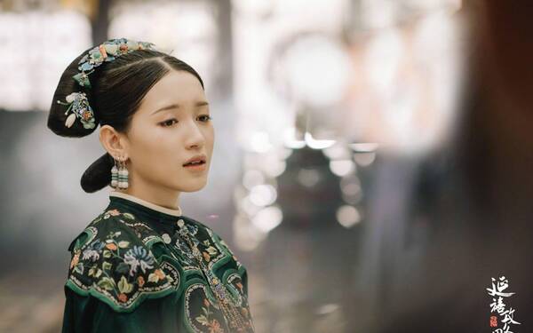 于正和袁姗姗结婚照_于正编剧收入(3)