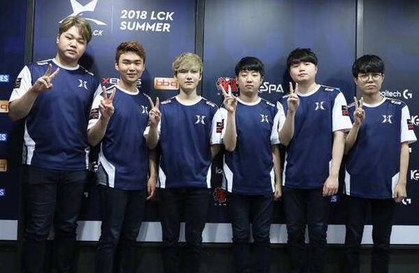 英雄联盟:盘点各个赛区的那些伪强队,闪电狼