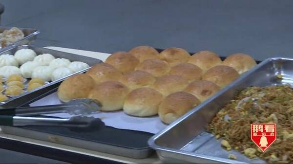 LOL亚运会中国队痛失亚军抱憾夺金,苦行僧般