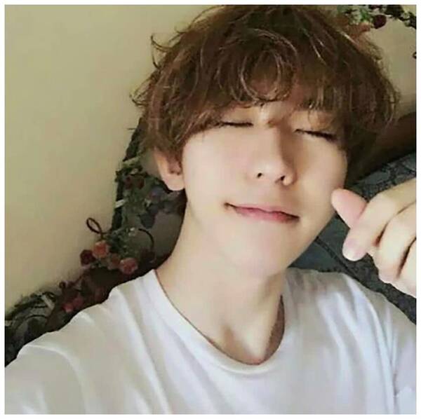 蔡徐坤透露理想型,女粉丝激动欢呼,但未来女友